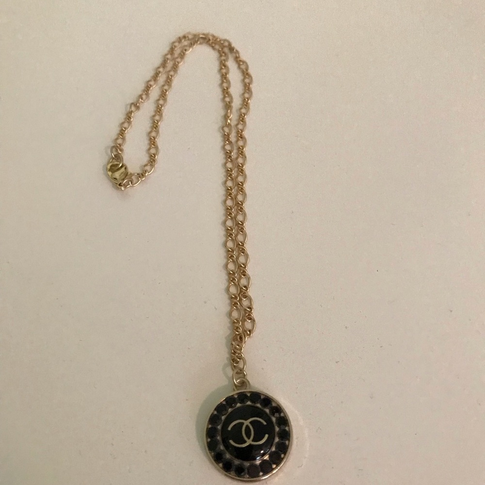 Ronda Smith Chanel button necklace